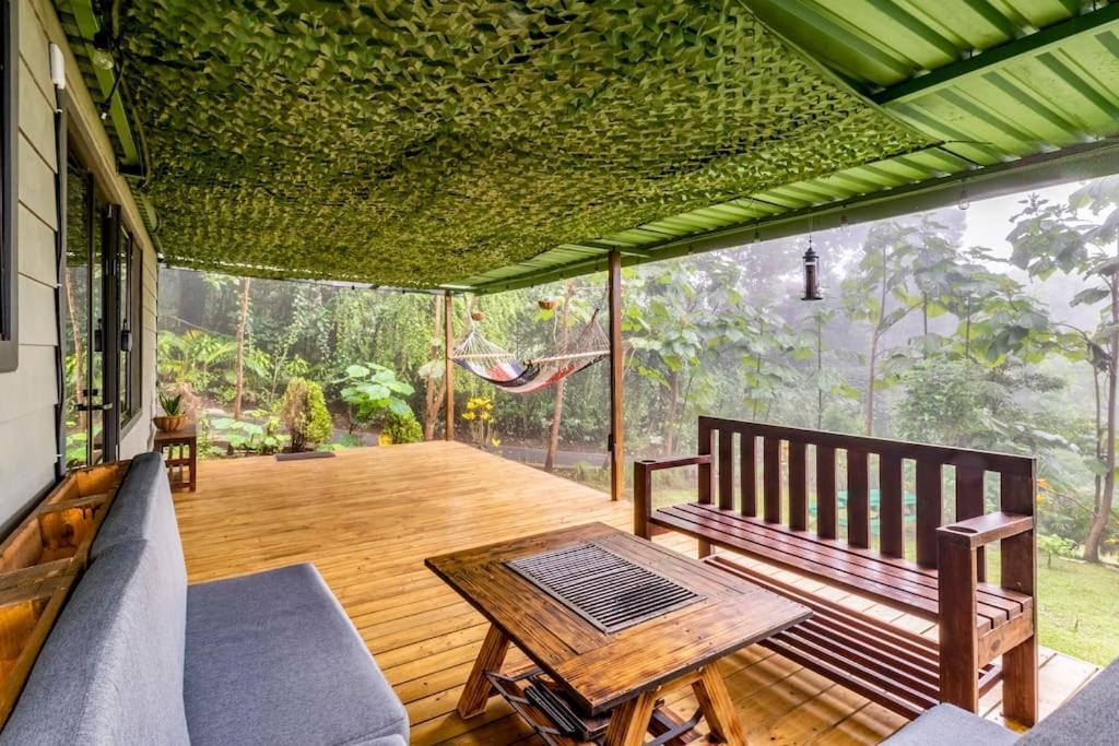 Tiny House Monteverde Exterior photo